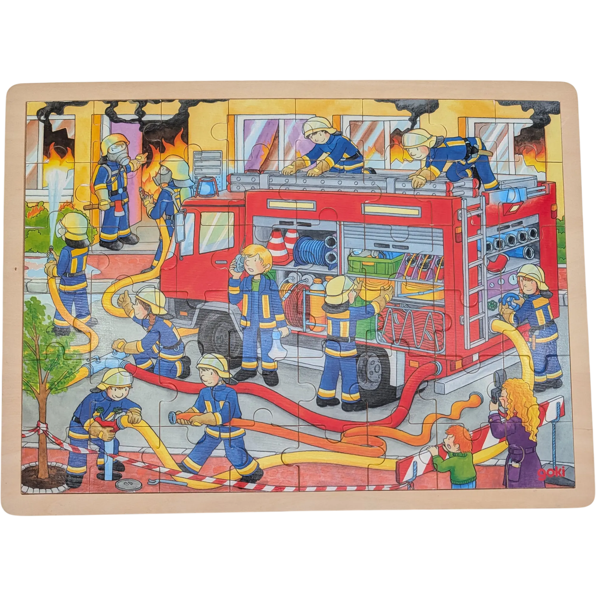 Goki Holzpuzzle Feuerwehr im Einsatz 48 Teile Rahmenpuzzle aus Holz