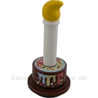 Lego Duplo Geburtstagskuchen Schokoladen Torte mit buntem Zuckerguss und Kerze 